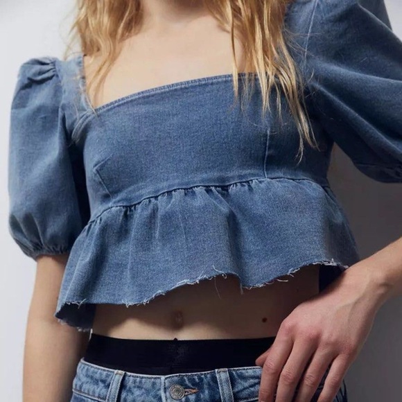 Divided Tops - Women's Puff Denim Sleeve Cropped Top H&M Divided Boho Preppy XS
